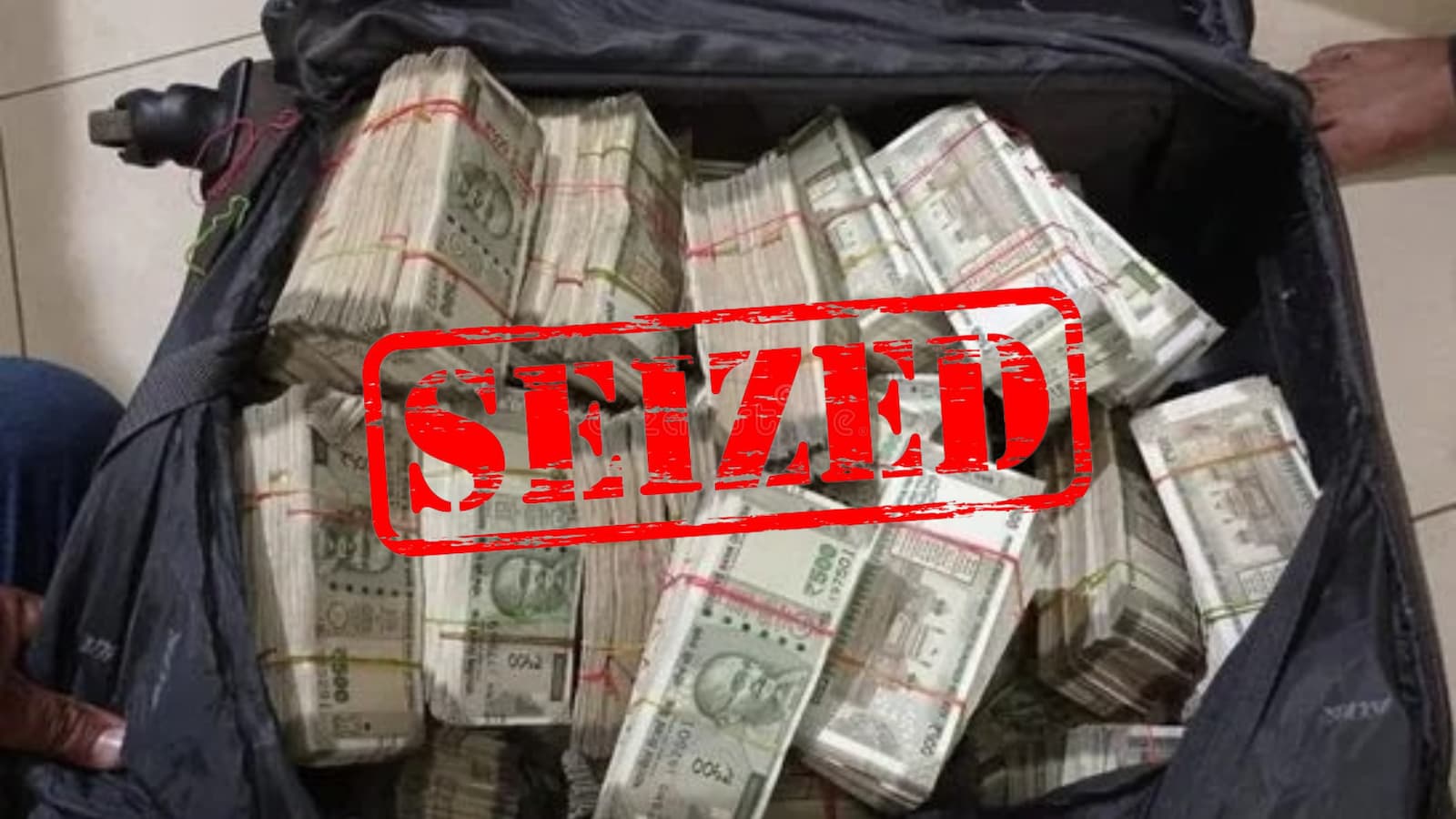 Man Arrested with ₹1.35 Crore Cash Near Police Station Amid Election Season
								